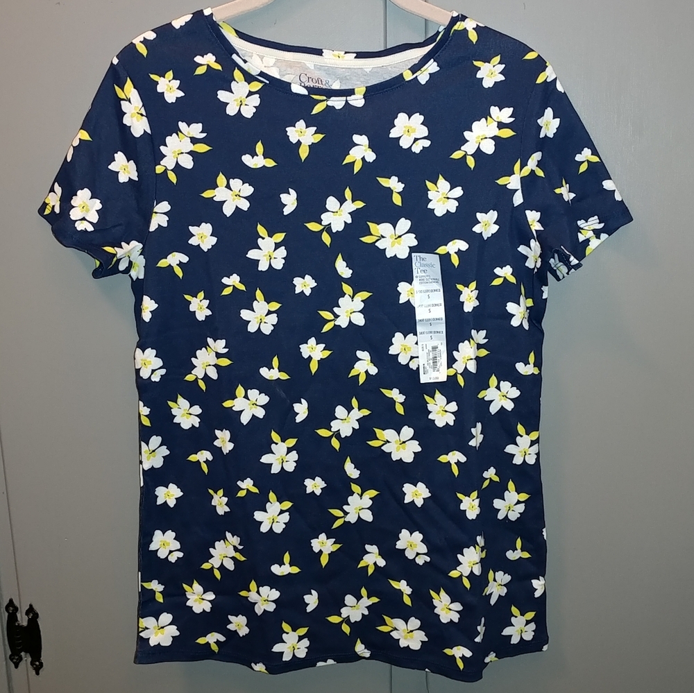NWT Women's Blue Floral Croft & Barrow Essential Crewneck Tee Small 100% Cotton